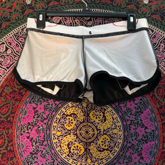 BlackMilk- Dreaming Desire Shorts- Size Small VERY RARE - Picture 7 of 14